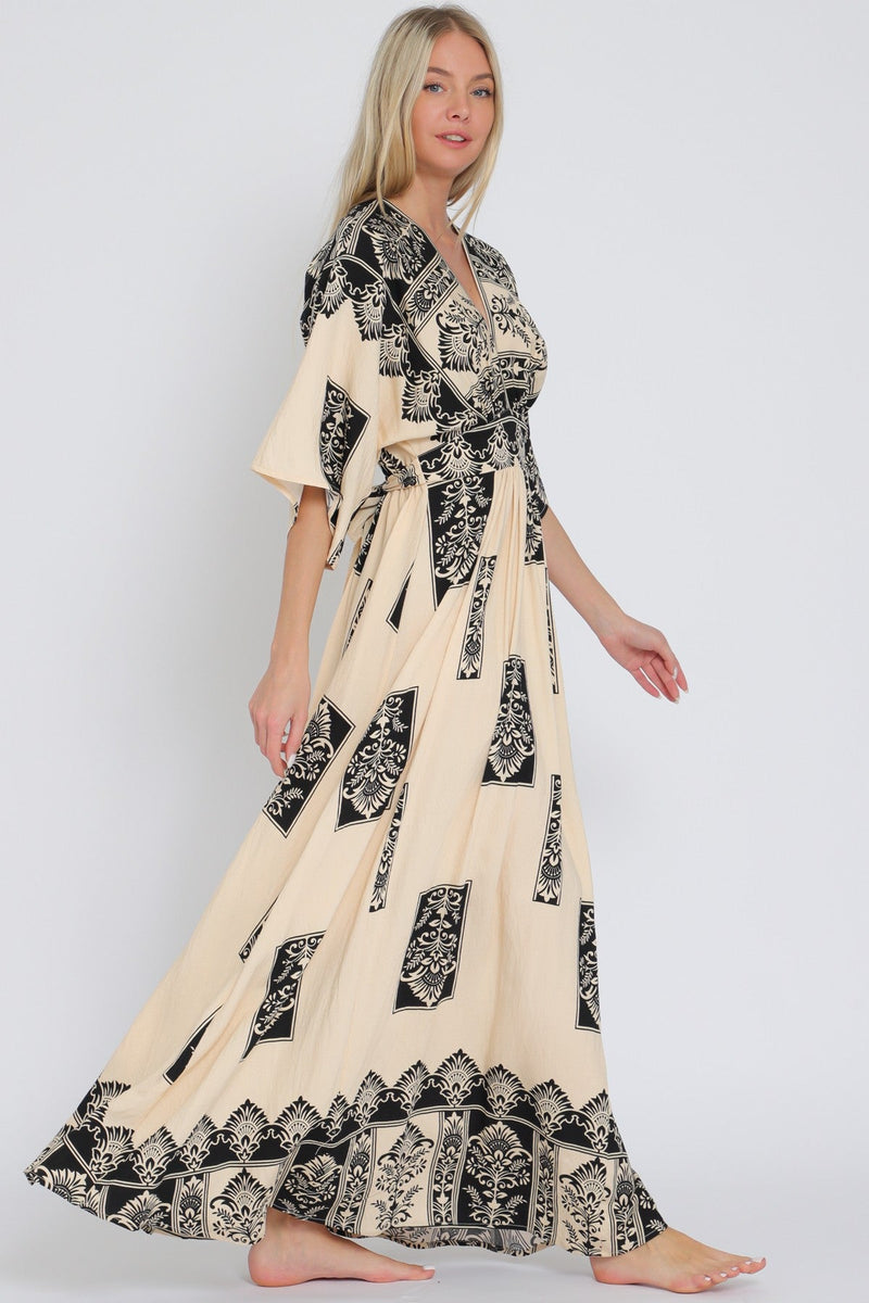 Black and Ivory Kimono Sleeve Maxi Dress Black and Ivory Kimono Sleeve Maxi Dress