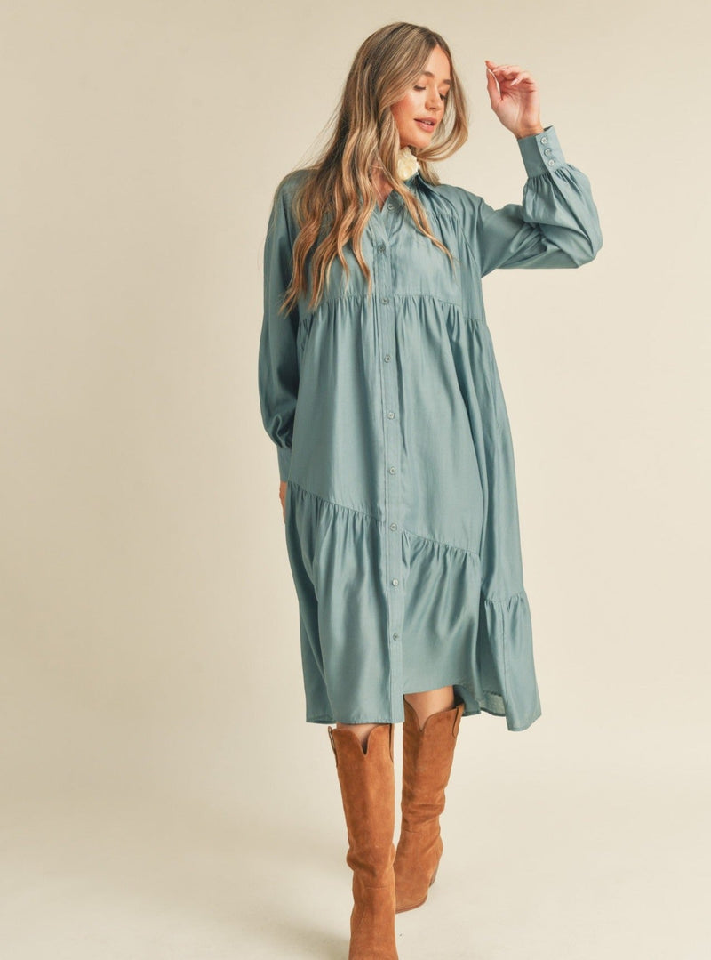 DUSTY BLUE BUTTON DOWN COLLARED TIERED MIDI DRESS WITH POCKETS DUSTY BLUE BUTTON DOWN COLLARED TIERED MIDI DRESS WITH POCKETS