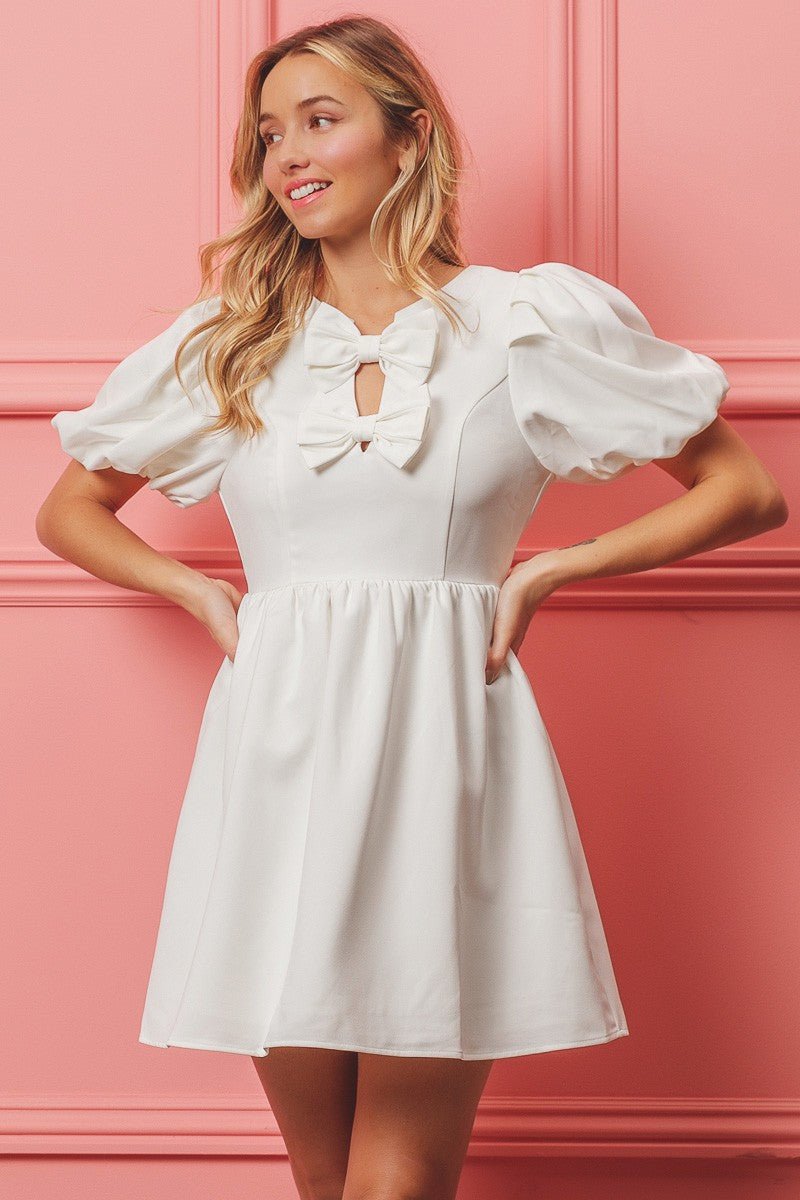 white mini dress boutique Double Bow V-Neck Large and effortlessly elevated — Color:Lilac/Silver/Gold springrush Vestido Maxi de Malla
