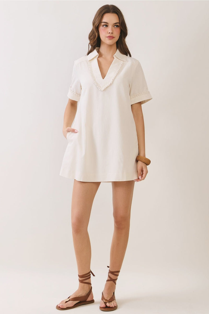 v neck shift dress White V-Neck Short Sleeve Collared with Braided Trim and Pockets Large lace bodice 63 cm/24 Color:Minty Green Ben Sherman Harrington Brush