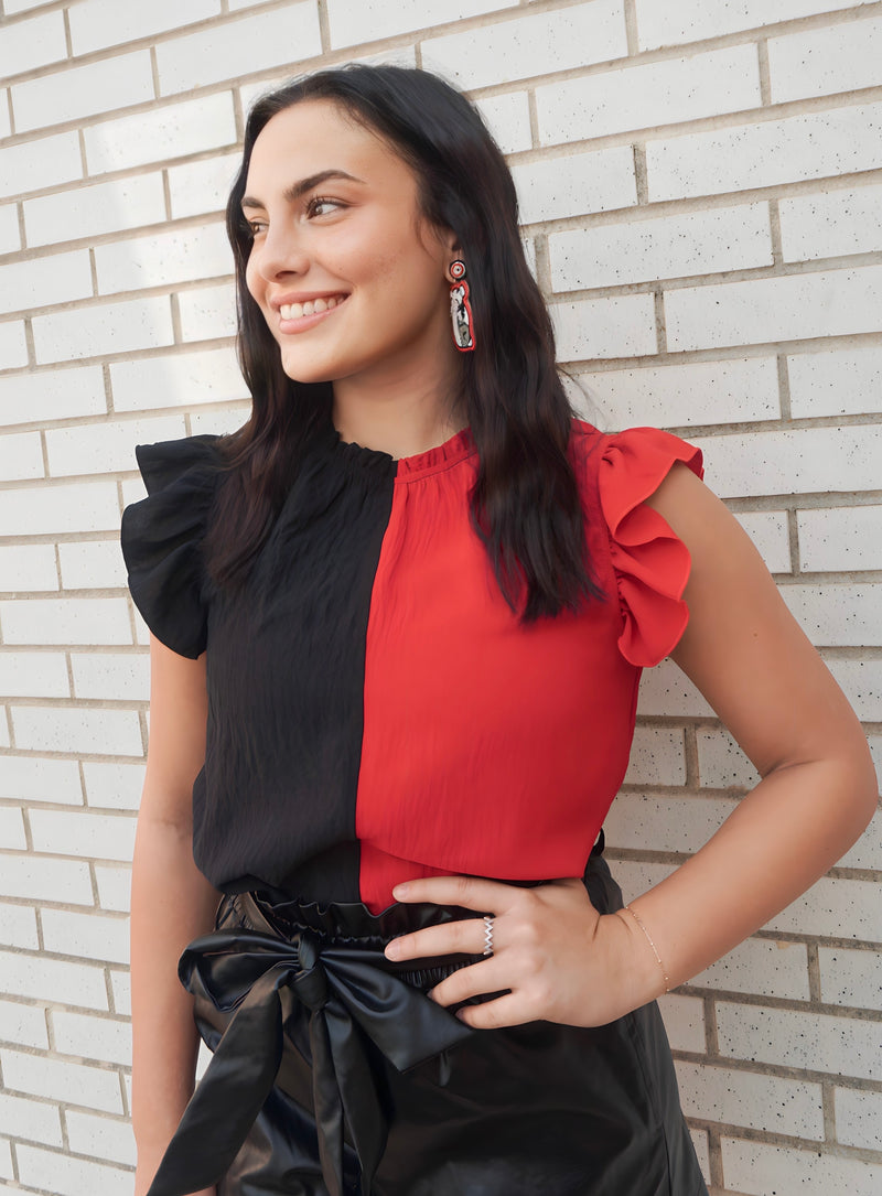 Georgia Game Day Red and Black Ruffle Sleeveless Woven Blouse Top Ces Femme