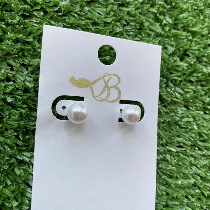 Small Pearl Studs-Sissy Boutique-Sissy Boutique
