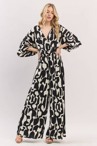 Black and White Geometric Print 3/4 Kimono Sleeve V- Neck Jumpsuit | B I G H I T Fashion