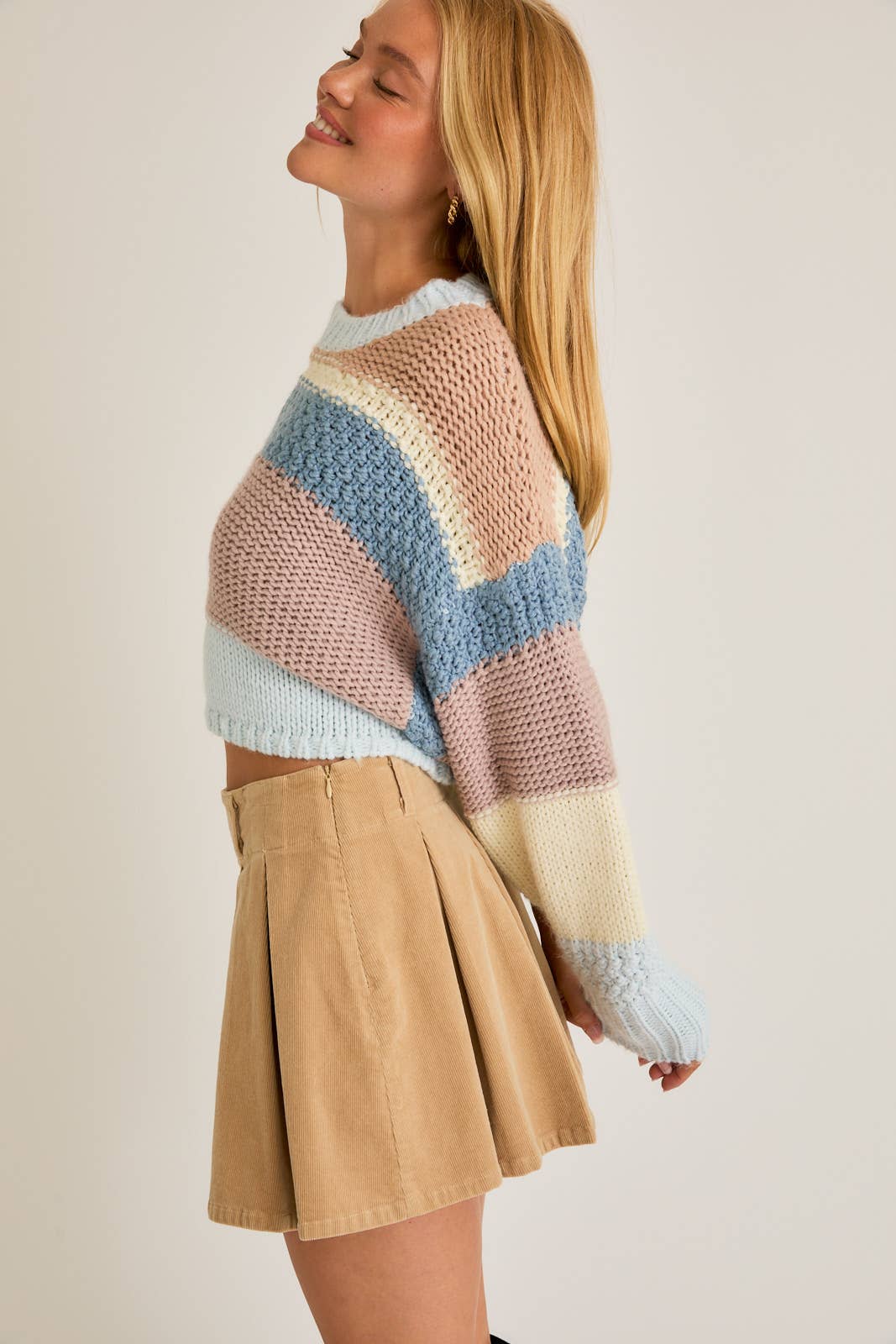 BLUE MULTI-COLORED ROUND NECK CROP SWEATER TOP | LE LIS