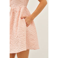 BUBBLE TEXTURED BOW TIE FRONT MINI DRESS | idem ditto