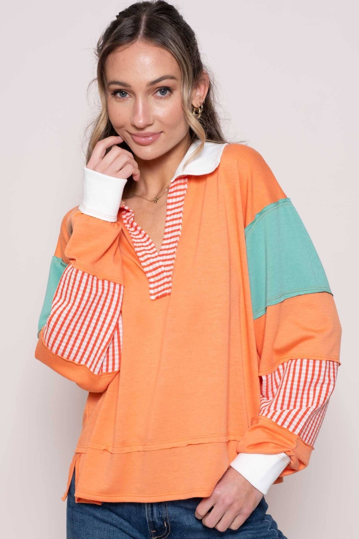 CORAL COLOR BLOCK COLLARED LONG SLEEVE TOP | Hailey&Co