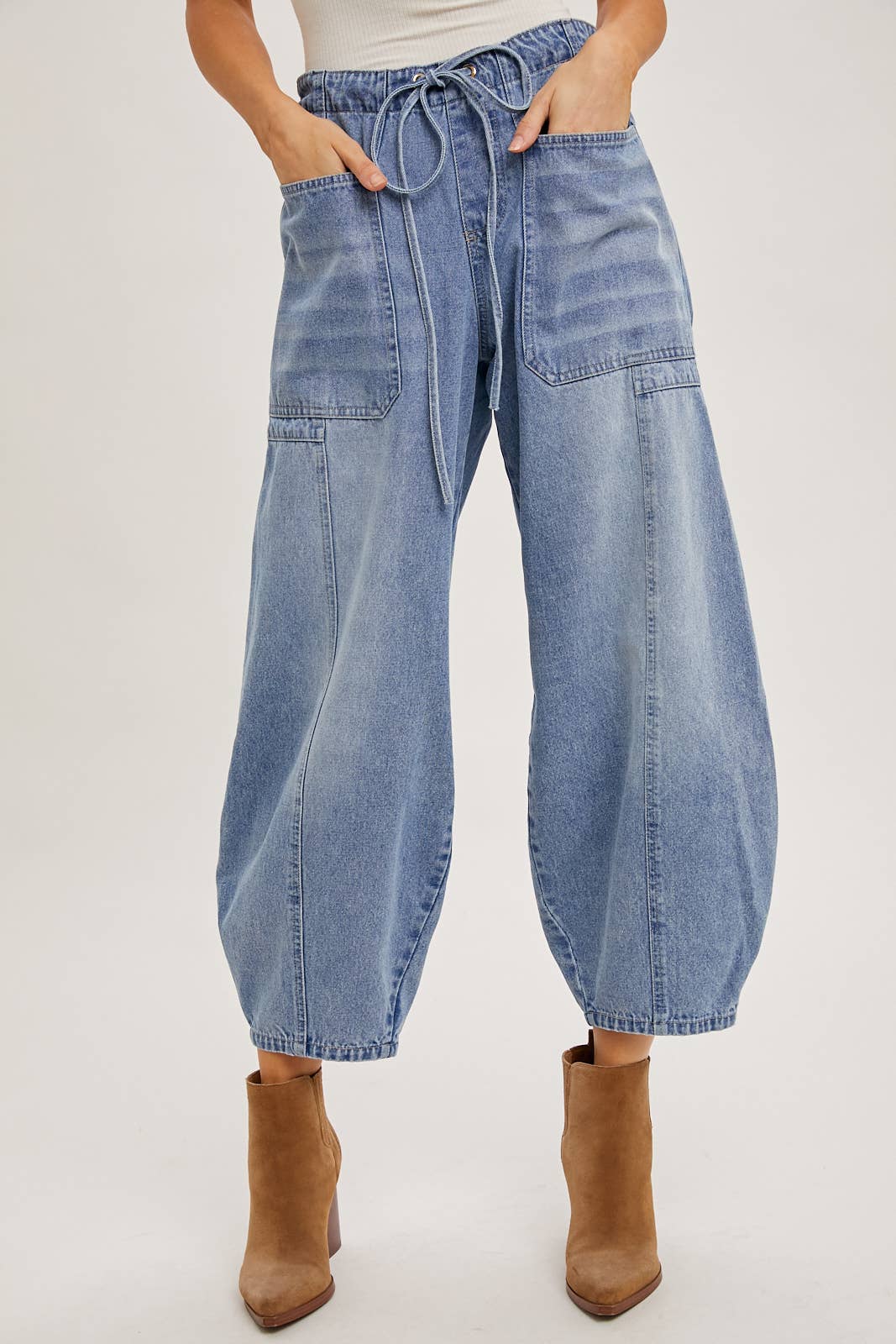 DENIM MID-WAIST DRAWSTRINGS BARREL JEANS: LT.WASH | Bluivy