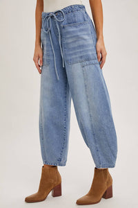 DENIM MID-WAIST DRAWSTRINGS BARREL JEANS: LT.WASH | Bluivy