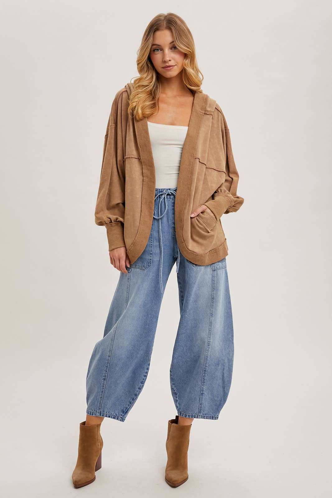 DENIM MID-WAIST DRAWSTRINGS BARREL JEANS: LT.WASH | Bluivy