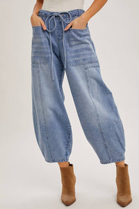 DENIM MID-WAIST DRAWSTRINGS BARREL JEANS: LT.WASH | Bluivy