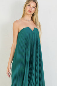 Emerald Green Moonglade Pleated Maxi Column Dress | Dress Forum
