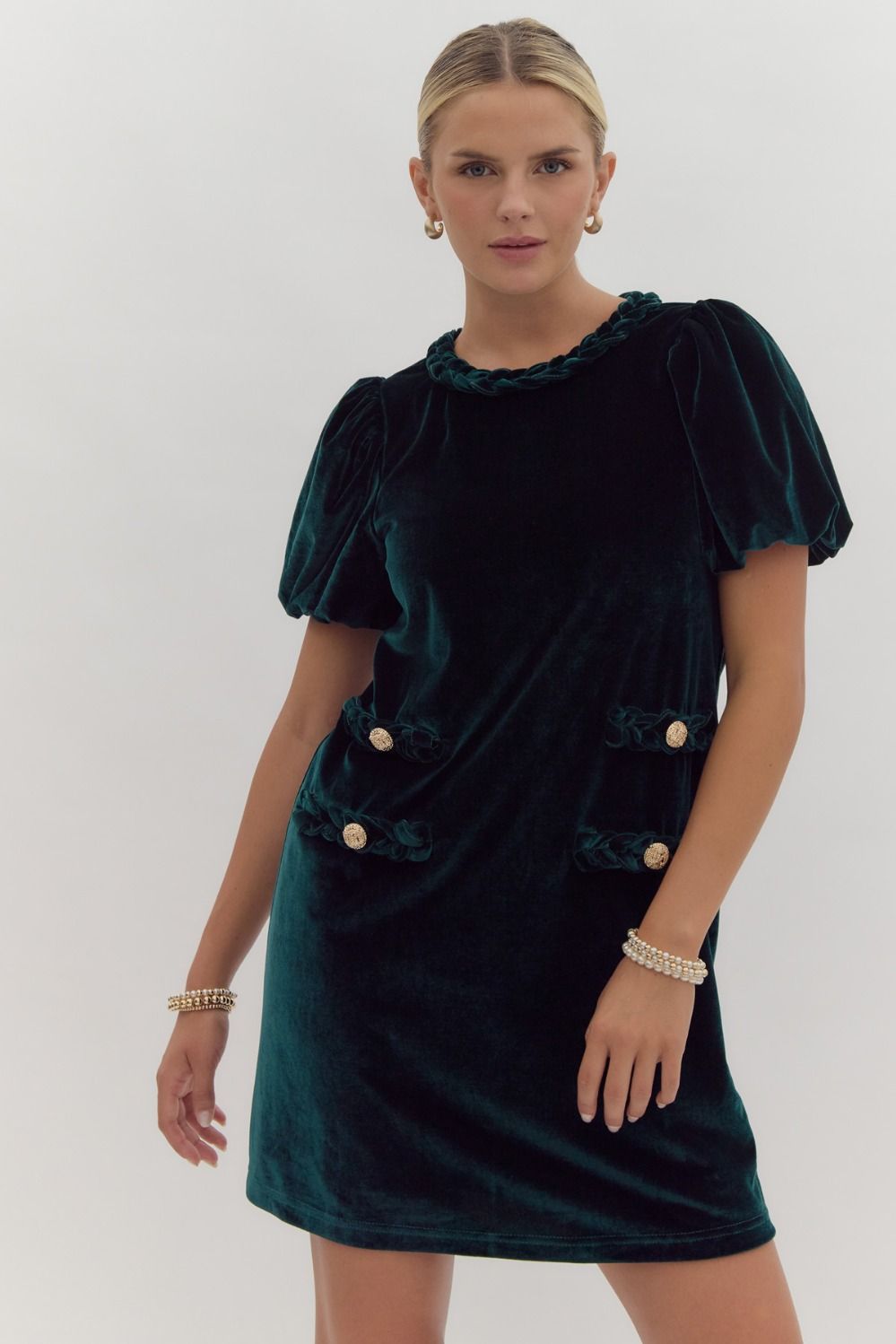 EMERALD VELVET SHORT PUFF SLEEVE MINI DRESS WITH FRONT FAUX POCKETS AND BRAIDED DETAILING | Entro