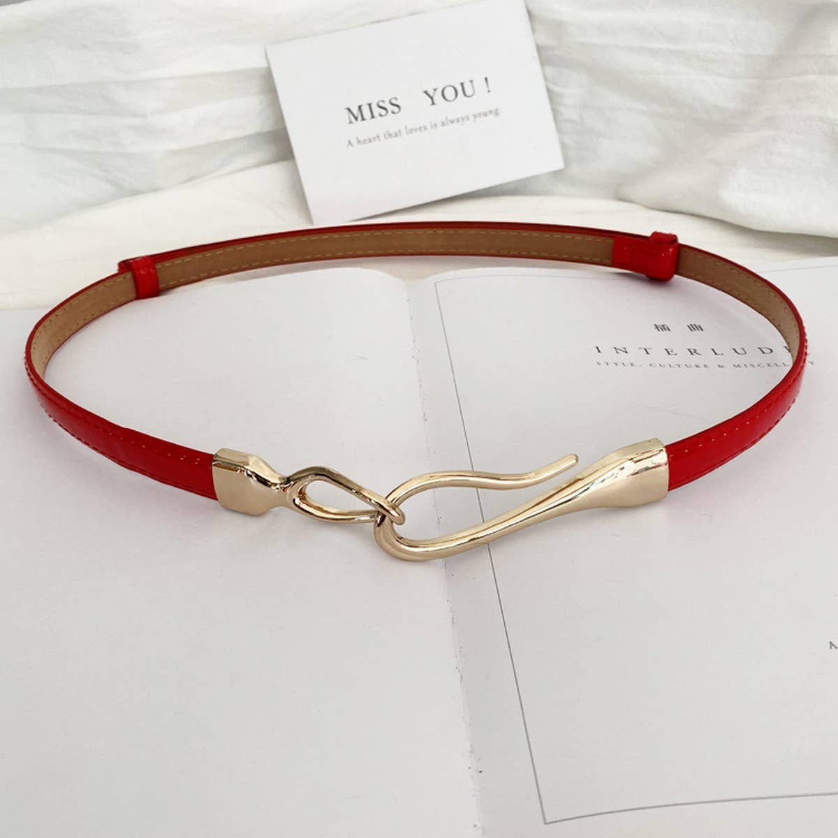 SIMPLE AND VERSATILE THIN BELT | ACCITY