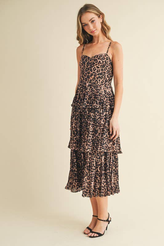leopard print dress midi TCEC Leopard Print Sweetheart Neckline Tiered Ruffled Midi Dress Large