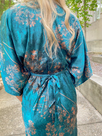 Teal Floral Kimono Sleeve Tie Back Maxi Dress l | Aakaa