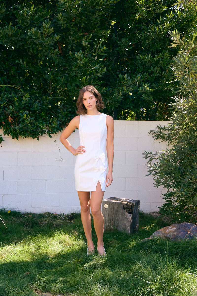 knee length dresses for ladies White Sleeveless Mini Dress with Side Slit and Bows