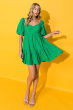 Green Solid Mini Dress with Sweetheart Neckline and Bubble Short Sleeve FLYING TOMATO